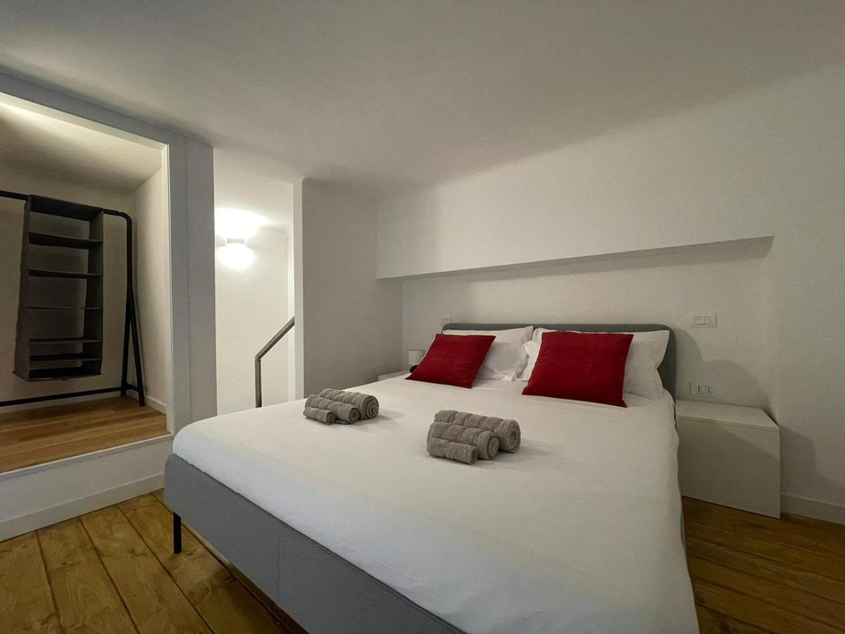 Navigli Design Loft - 7 Stops From Duomo, Ac, Netflix Apartman Milánó Kültér fotó